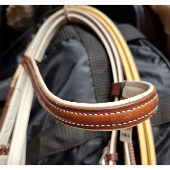 Γκέμια δερμάτινα Stubben, με λαστιχένια ηνία