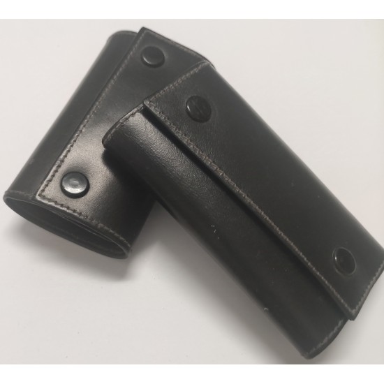 Δερμάτινη κλειδοθήκη