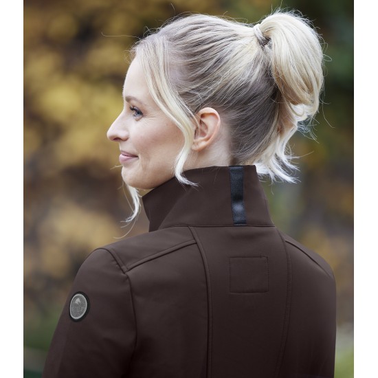 Αντιανεμικό γυναικείο μπουφάν 